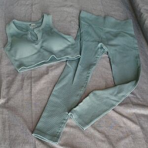 New! Sz S Ribbed Activewear Set -Mint